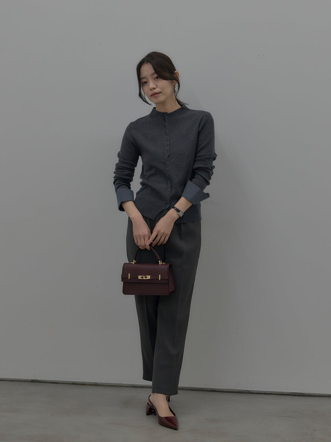 ベーシックテーパードパンツ