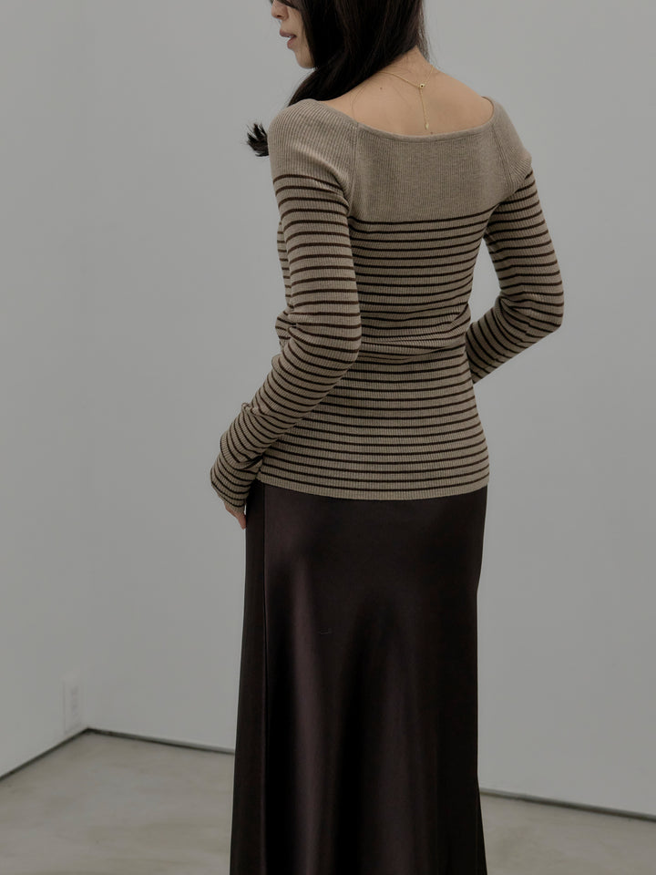 ハーフボーダーニットトップス