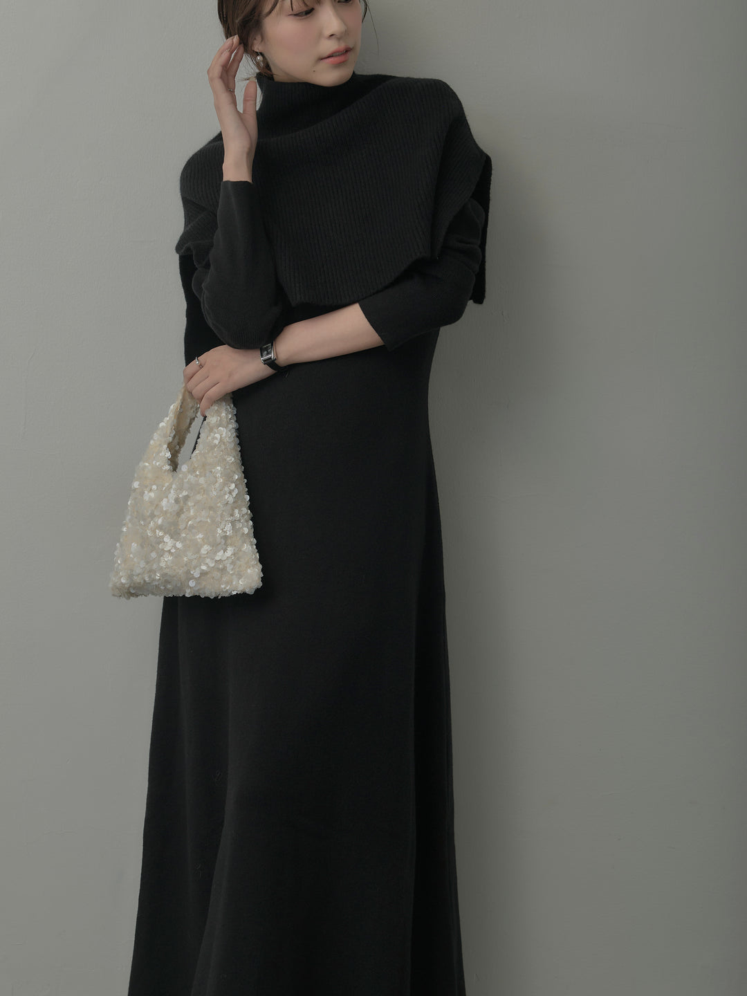 ケープ付きリブニットロングワンピース