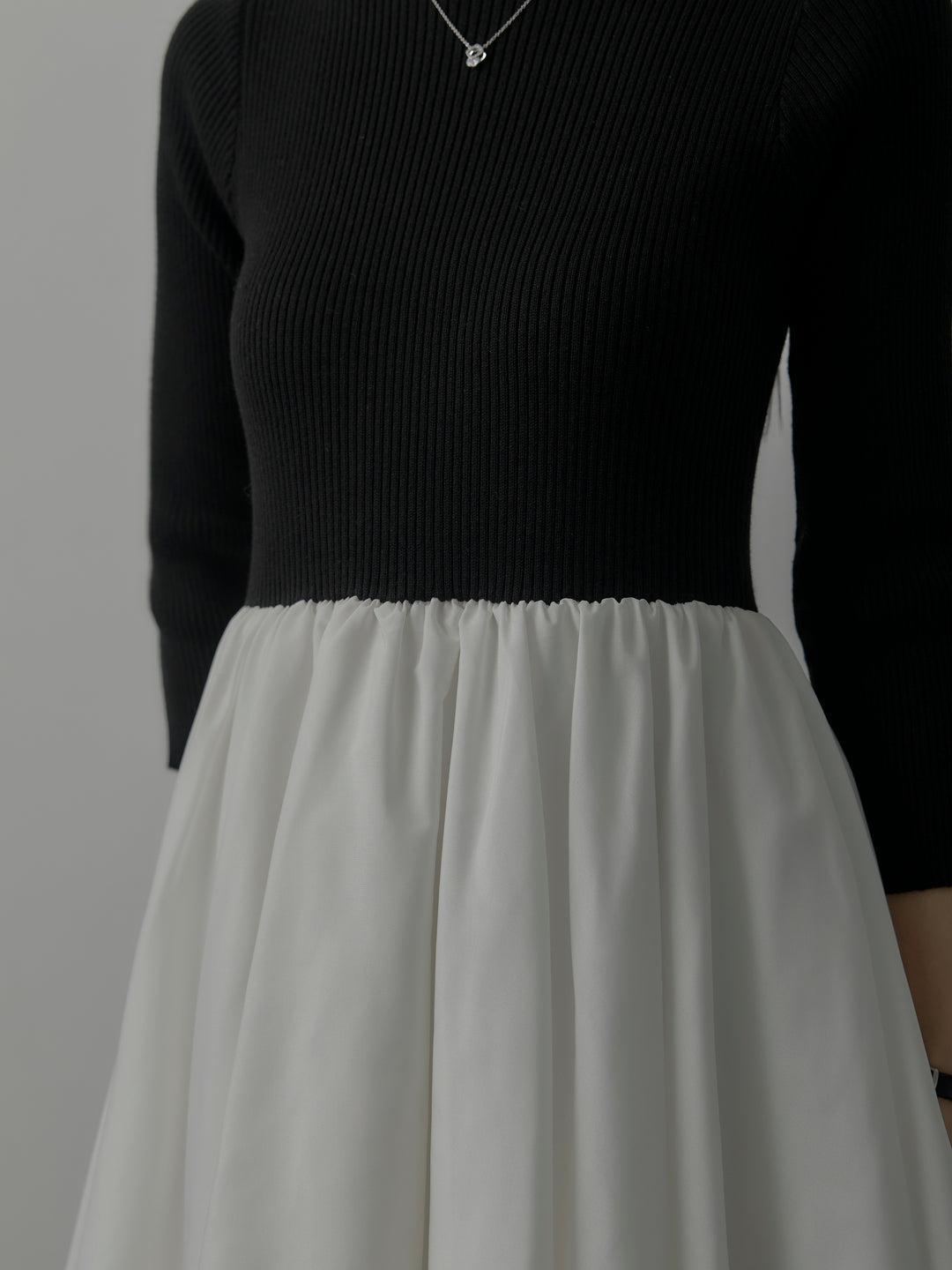 【Essential】7部袖リブドッキングワンピース