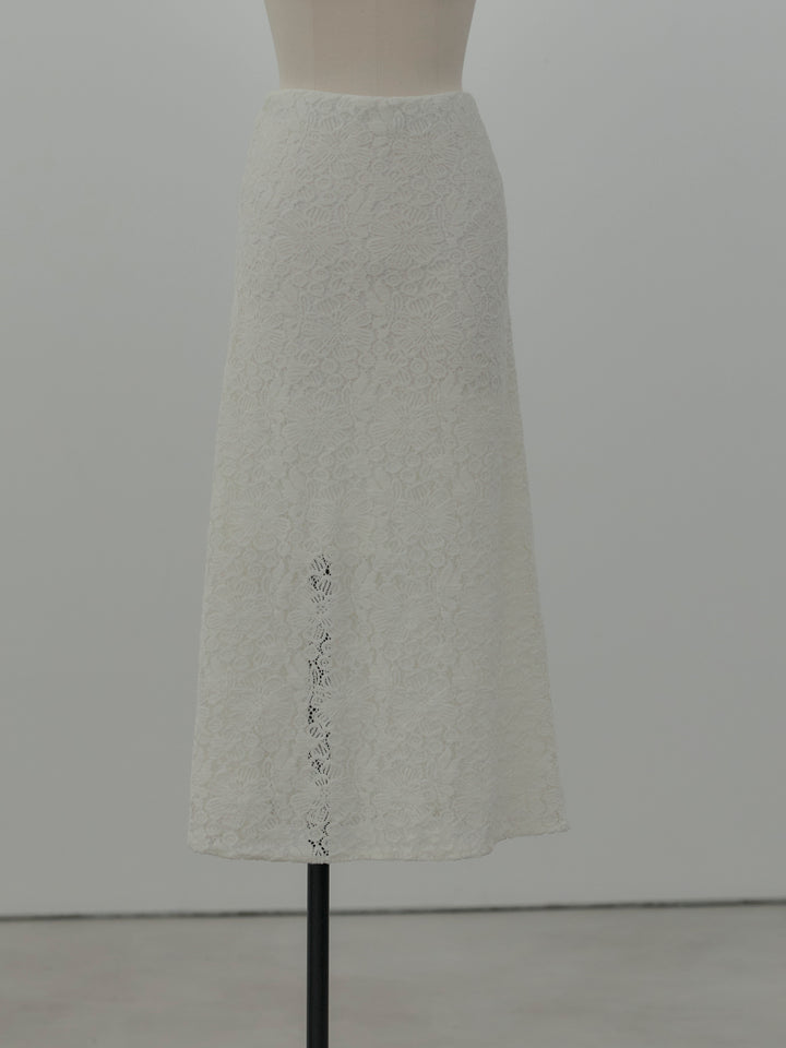 フラワーベロアレースAラインスカート