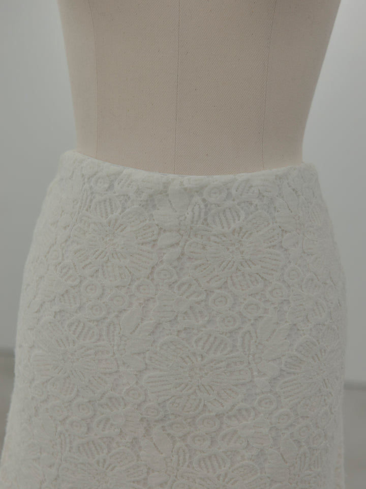 フラワーベロアレースAラインスカート