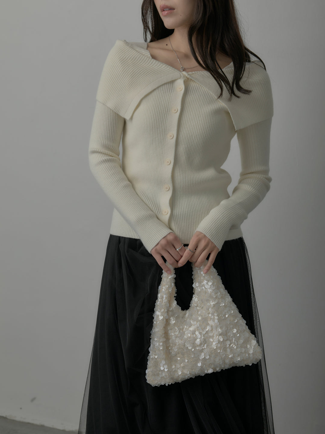 オフショルライクリブニットトップス