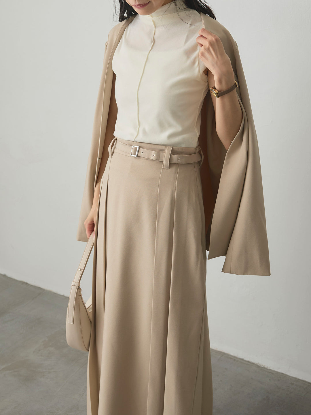 【SET】【Essential】フロントホックノーカラージャケット+【Essential】ベルト付きサイドタックスカート(2set)