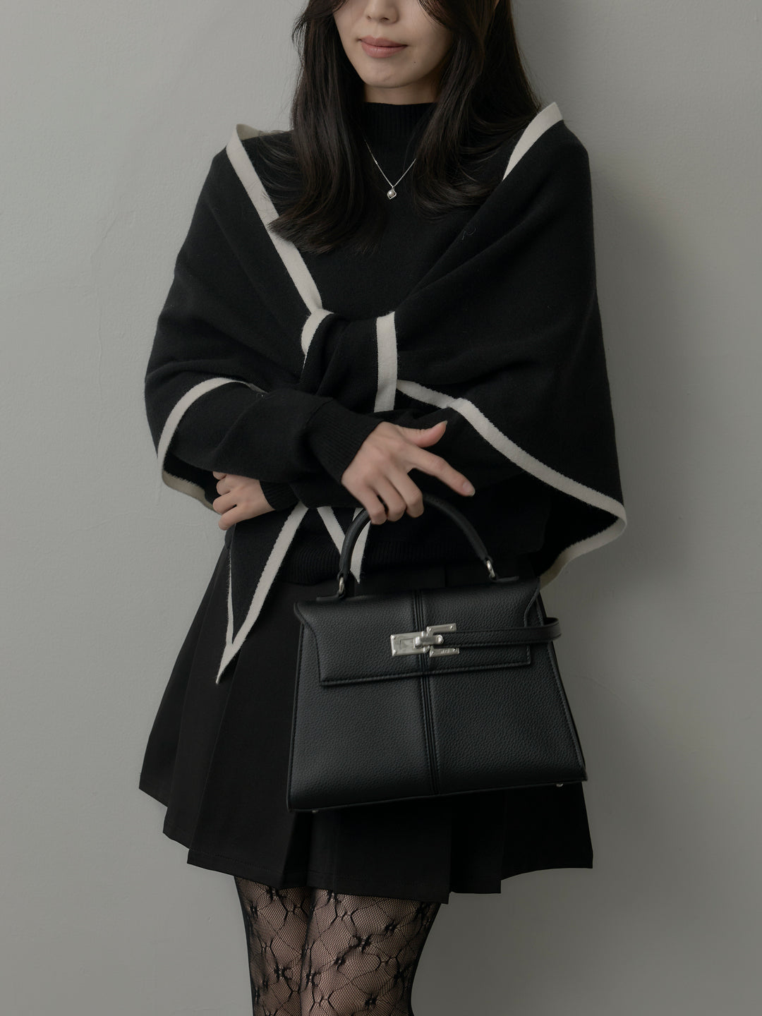 配色スカーフ付きニットトップス