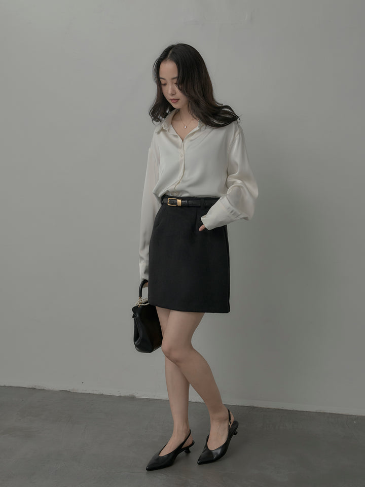 【SET】ケープ付きオーバーサテンシャツ+【Essential】ウールタッチミニスカート(2set)