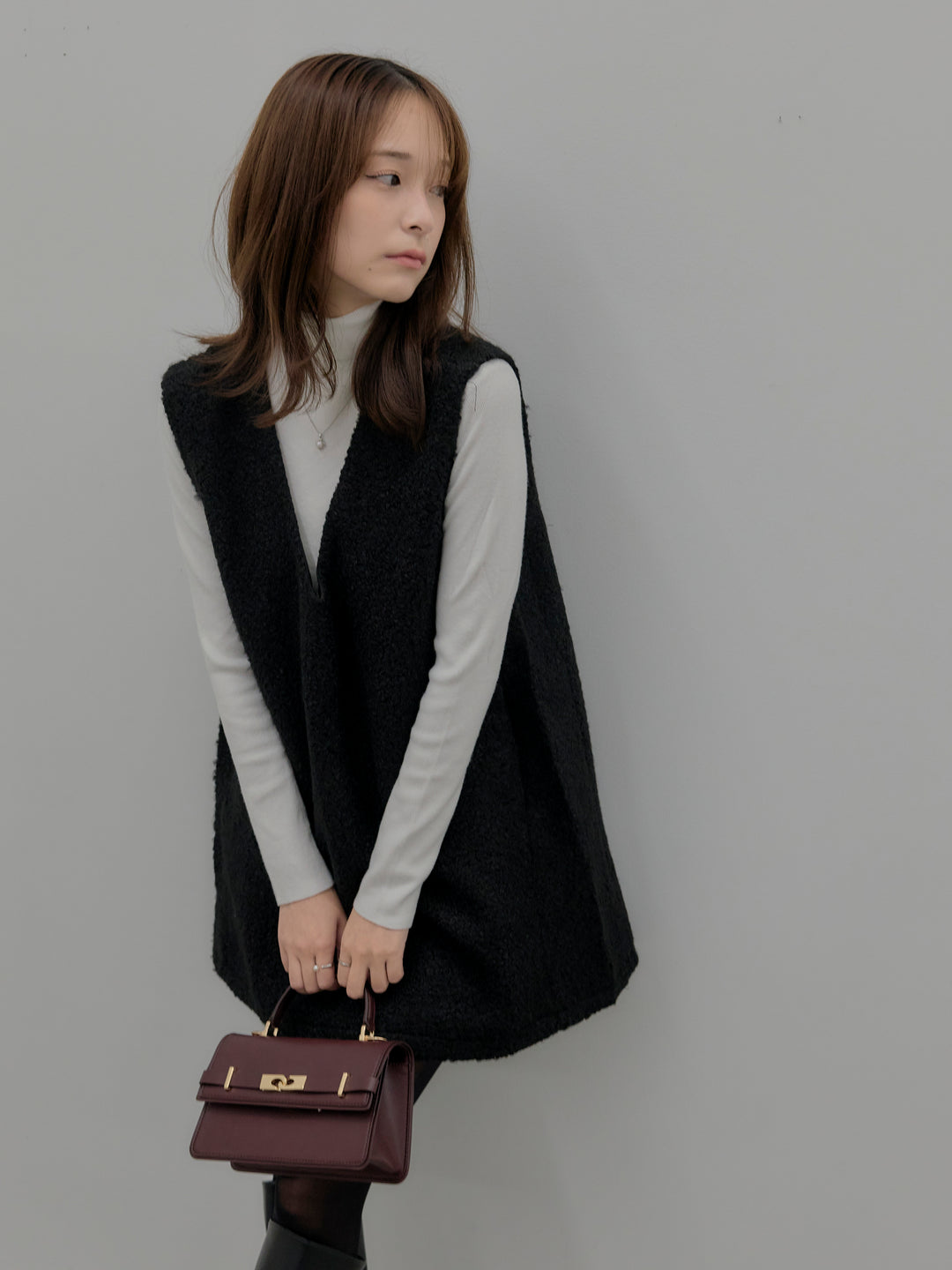 ブークレVネックミニワンピース