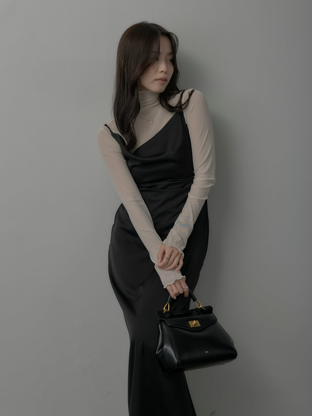 メロウフリルシアートップス