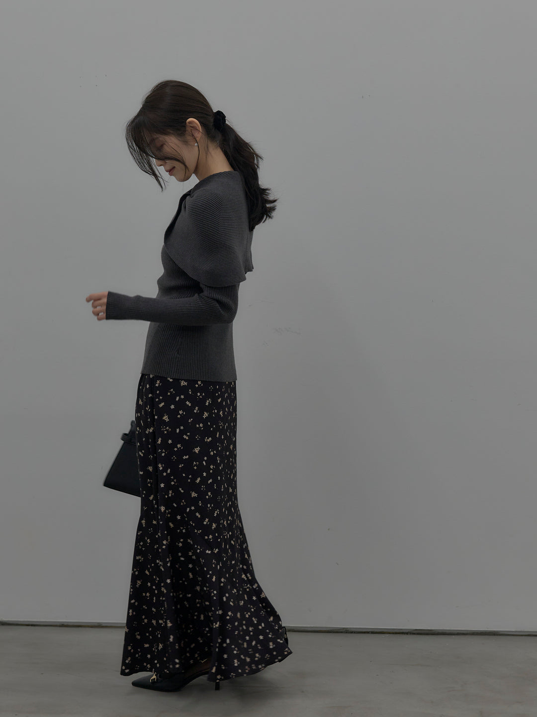 【SET】ケープライクデザインリブニットトップス+フラワーパターンマーメイドフレアスカート(2set)