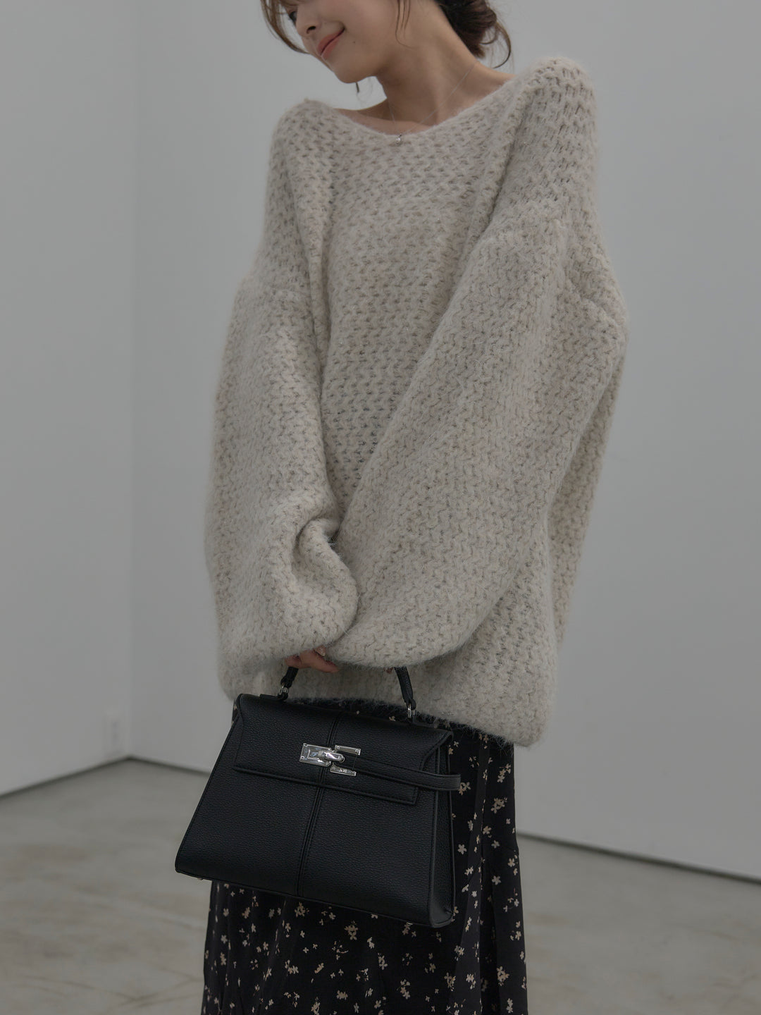 【SET】ラメ糸ローゲージ編みオーバーニットトップス+フラワーパターンマーメイドフレアスカート(2set)