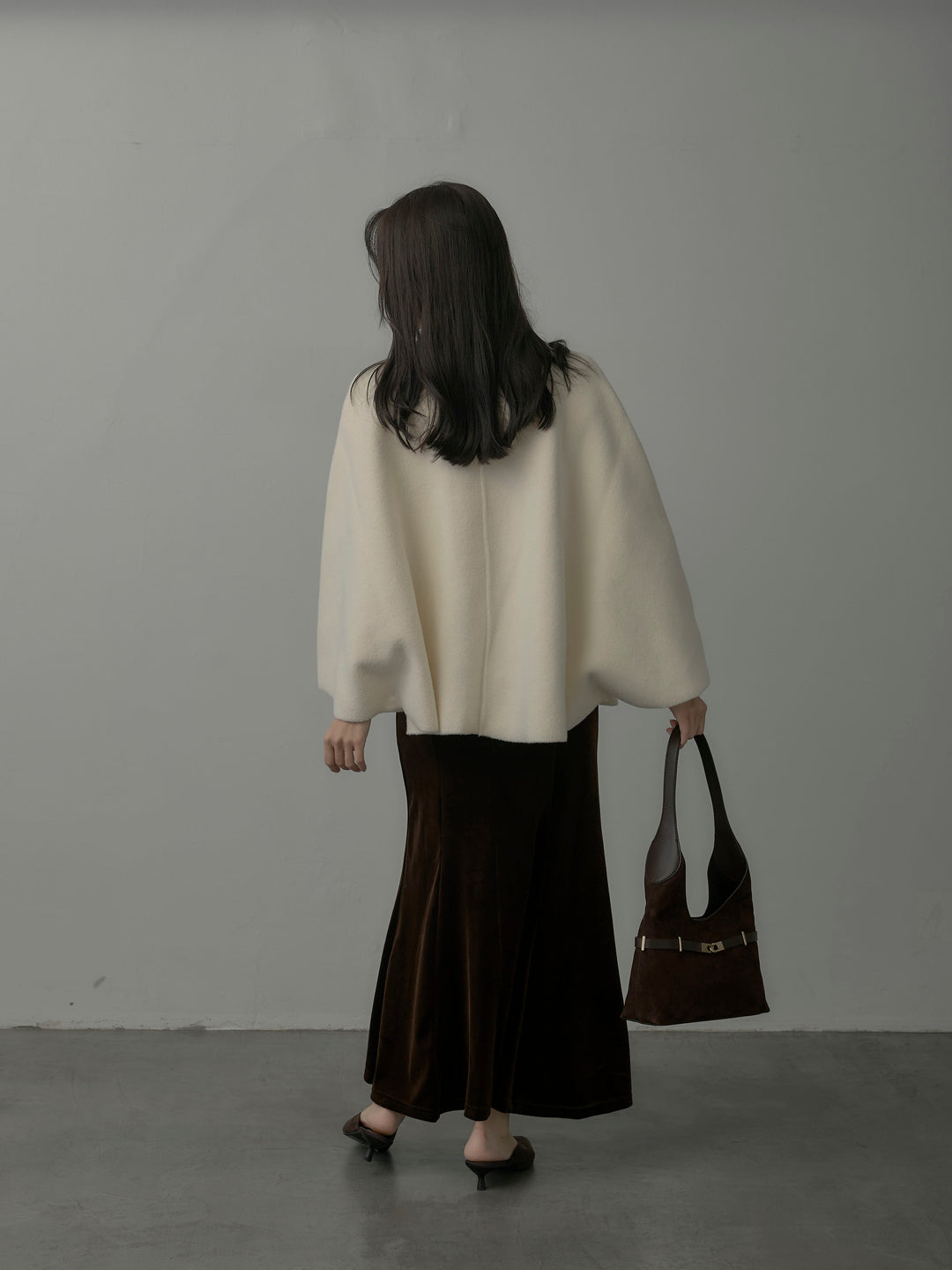 【SET】マフラー付き2WAYケープコート+リブニットタートルネック+ベロアマーメイドスカート(3set)