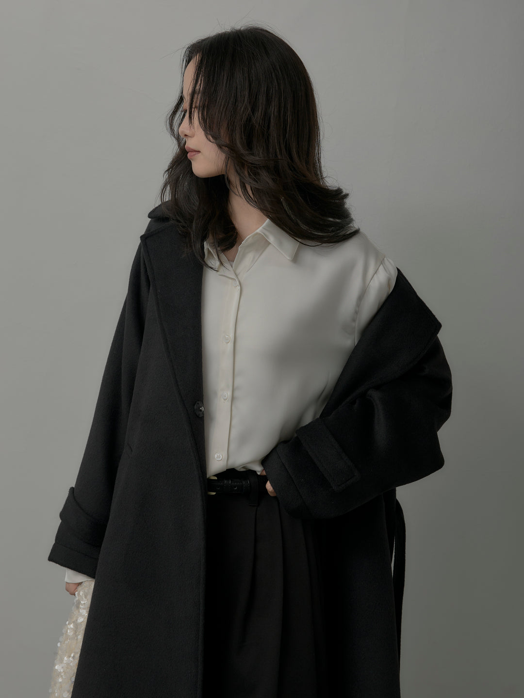 【SET】【Essential】ソフトウールリバートレンチコート+ケープ付きオーバーサテンシャツ+【Essential】３タックスラックス(3set)