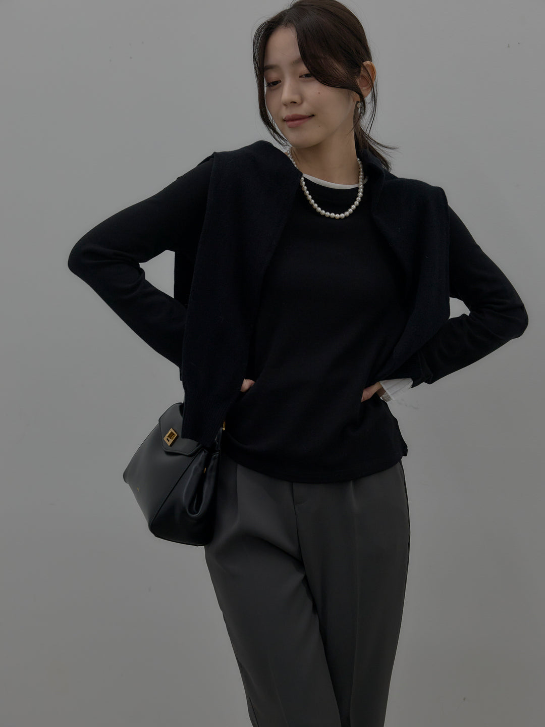 【SET】バイカラーデザインカフスストレッチトップス+ベーシックテーパードパンツ(2set)