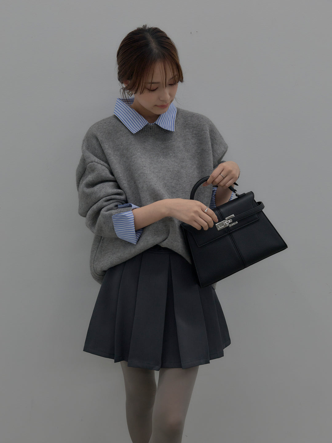 【SET】シャツドッキング肉厚ニットプルオーバー+ベルト付きプリーツミニスカート(2set)