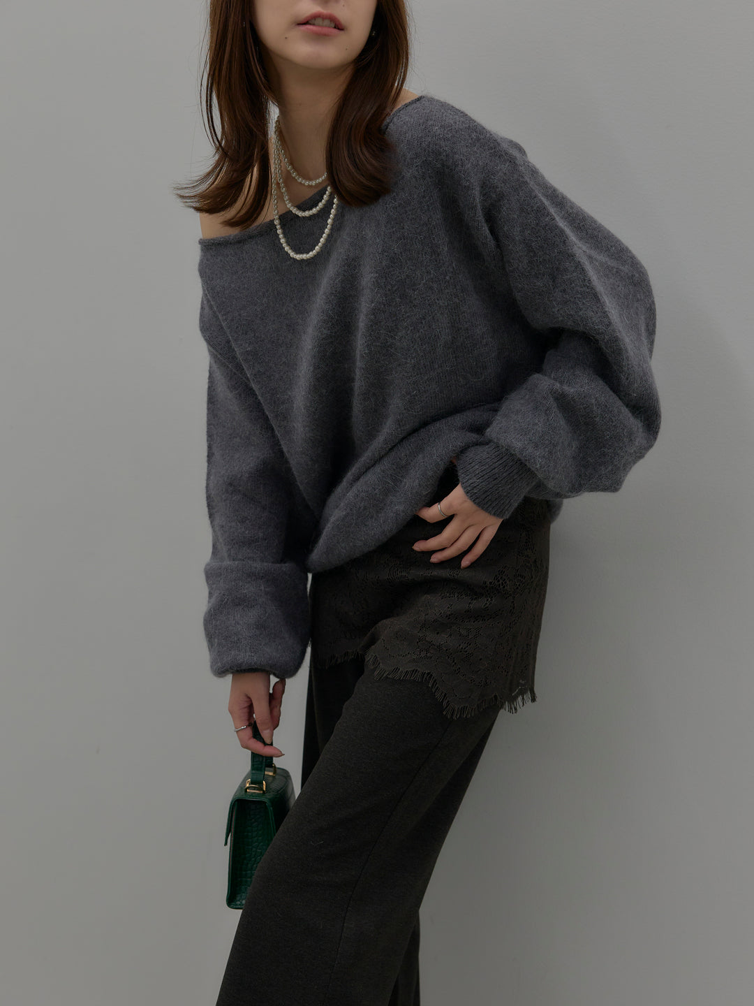 【premium touch】2wayショルダーニットプルオーバー