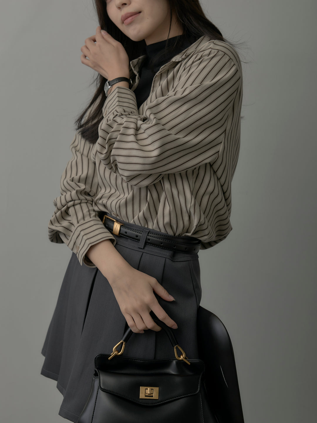 【SET】スエードタッチドッキングデザインストライプシャツ+ベルト付きプリーツミニスカート(2set)