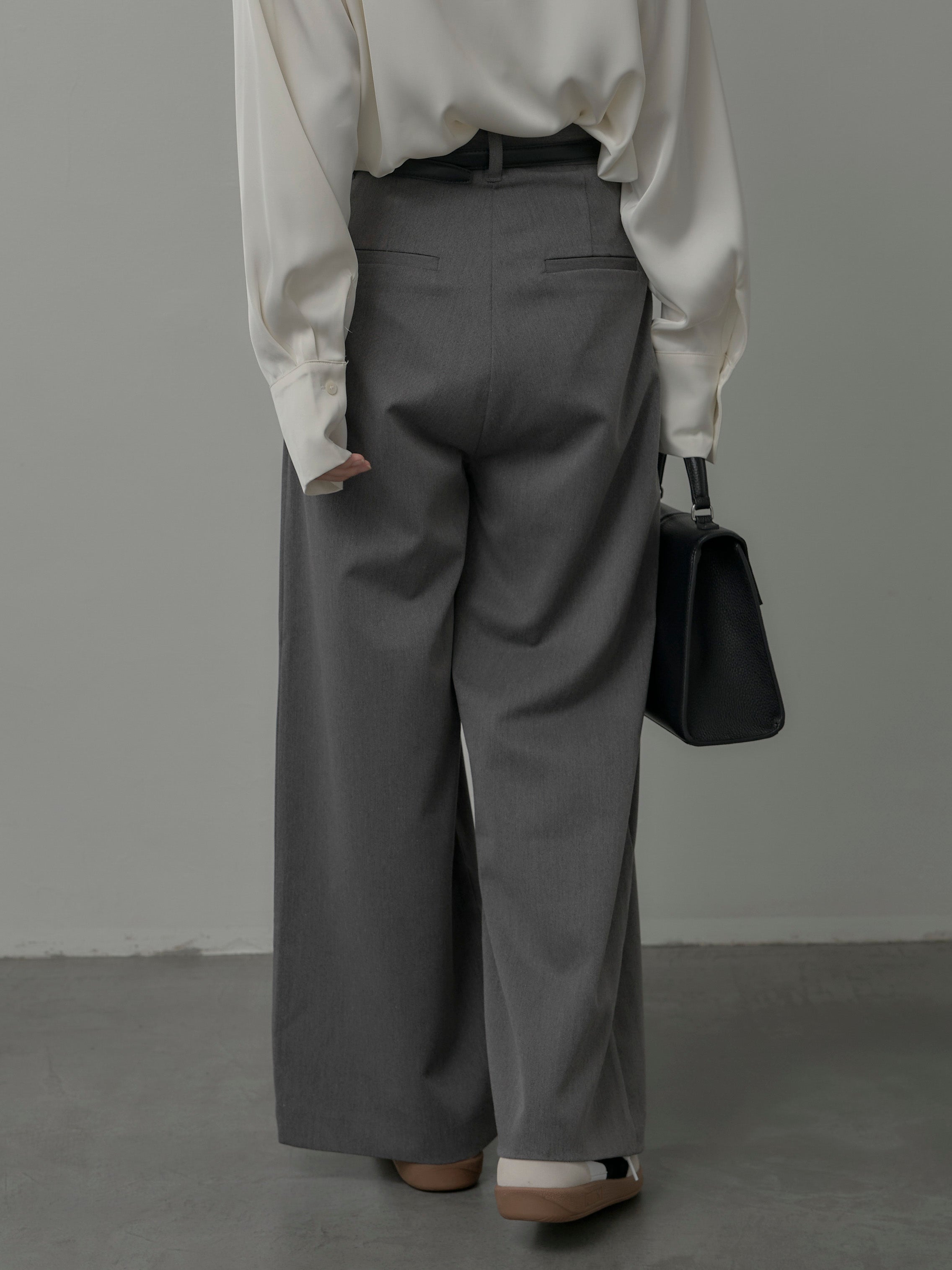 Essential】3タックスラックス – nairo