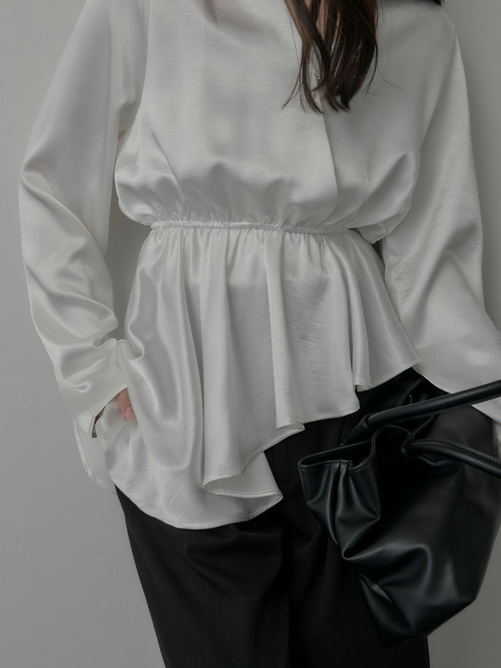 Vネックアシメサテンブラウス