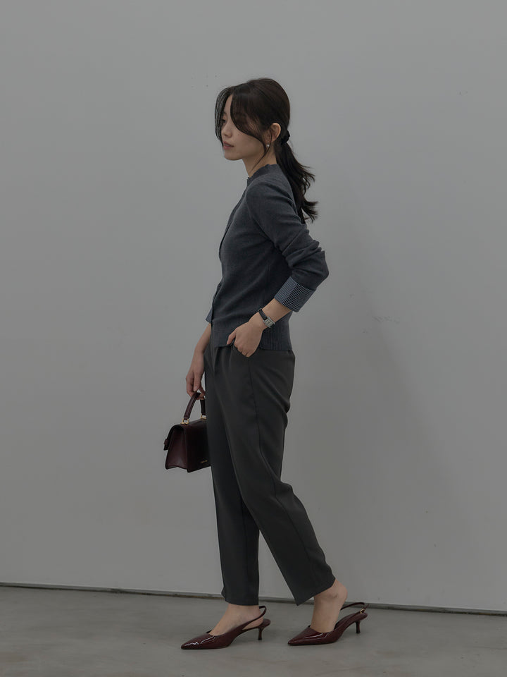 ベーシックテーパードパンツ