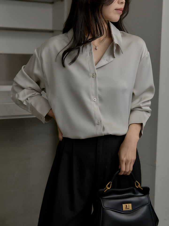 [予約]ケープ付きオーバーサテンシャツ