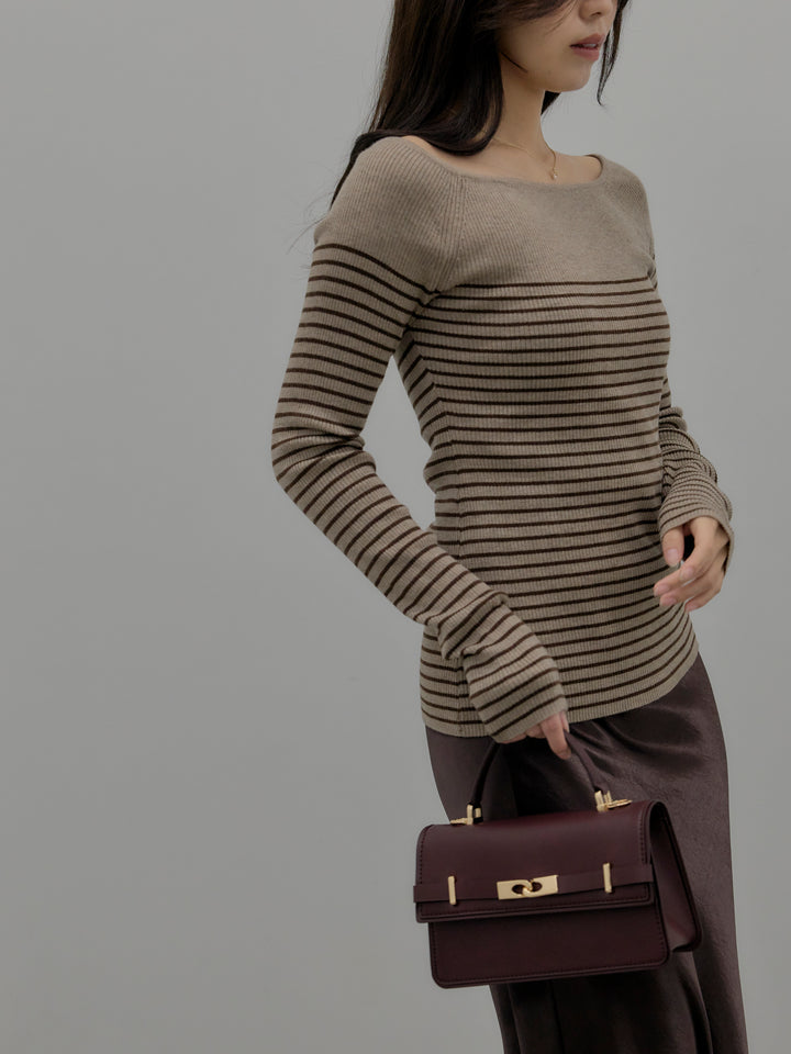 ハーフボーダーニットトップス