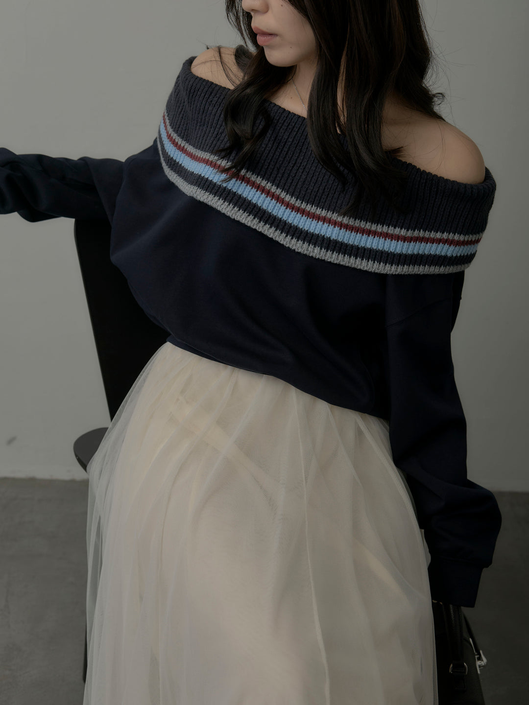 【SET】配色ボーダースウェットオフショルトップス+ボリュームチュールスカート(2set)