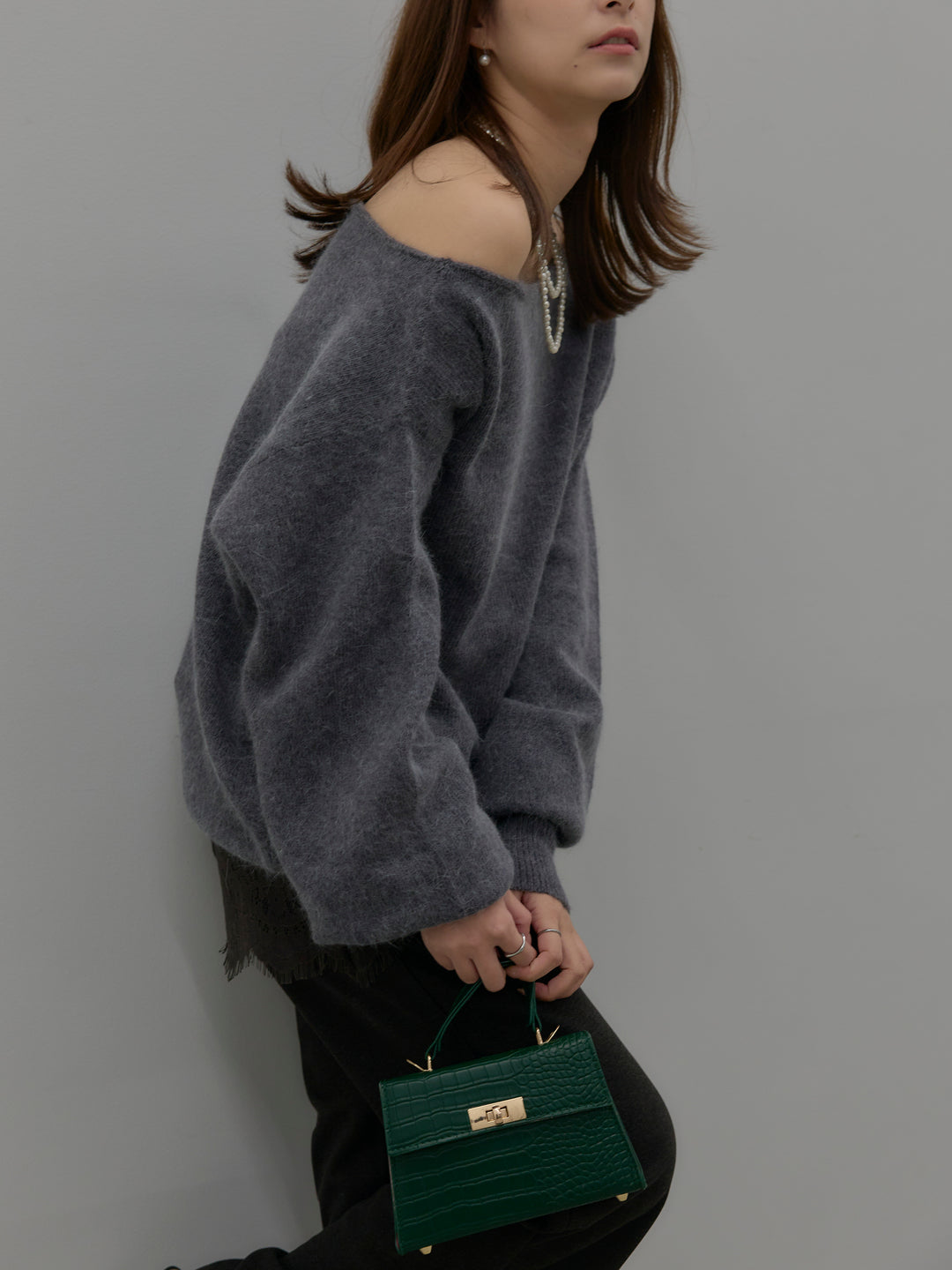 【premium touch】2wayショルダーニットプルオーバー