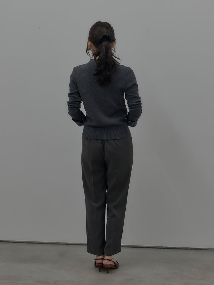 ベーシックテーパードパンツ