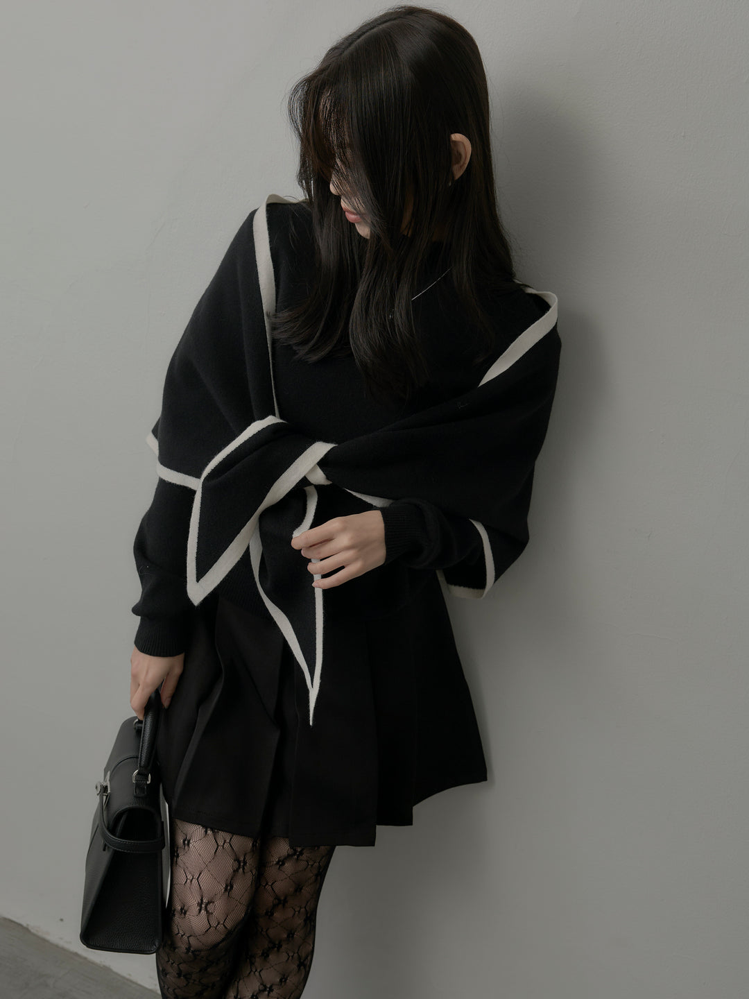 配色スカーフ付きニットトップス