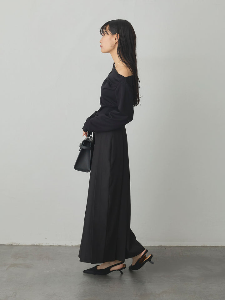 【Essential】2wayショルダードレープカットトップス