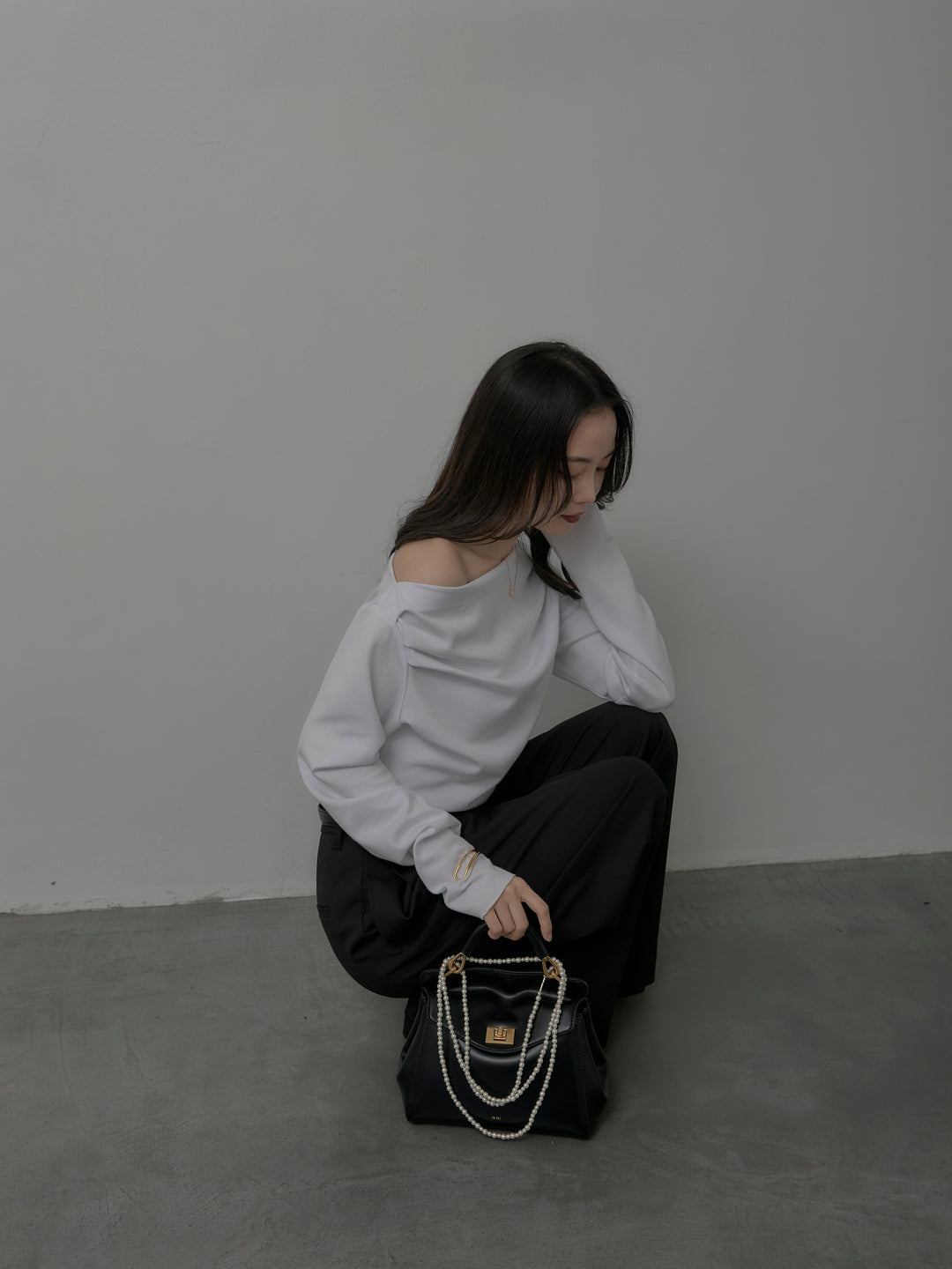 【SET】【Essential】2wayショルダードレープカットトップス+【Essential】３タックスラックス(2set)