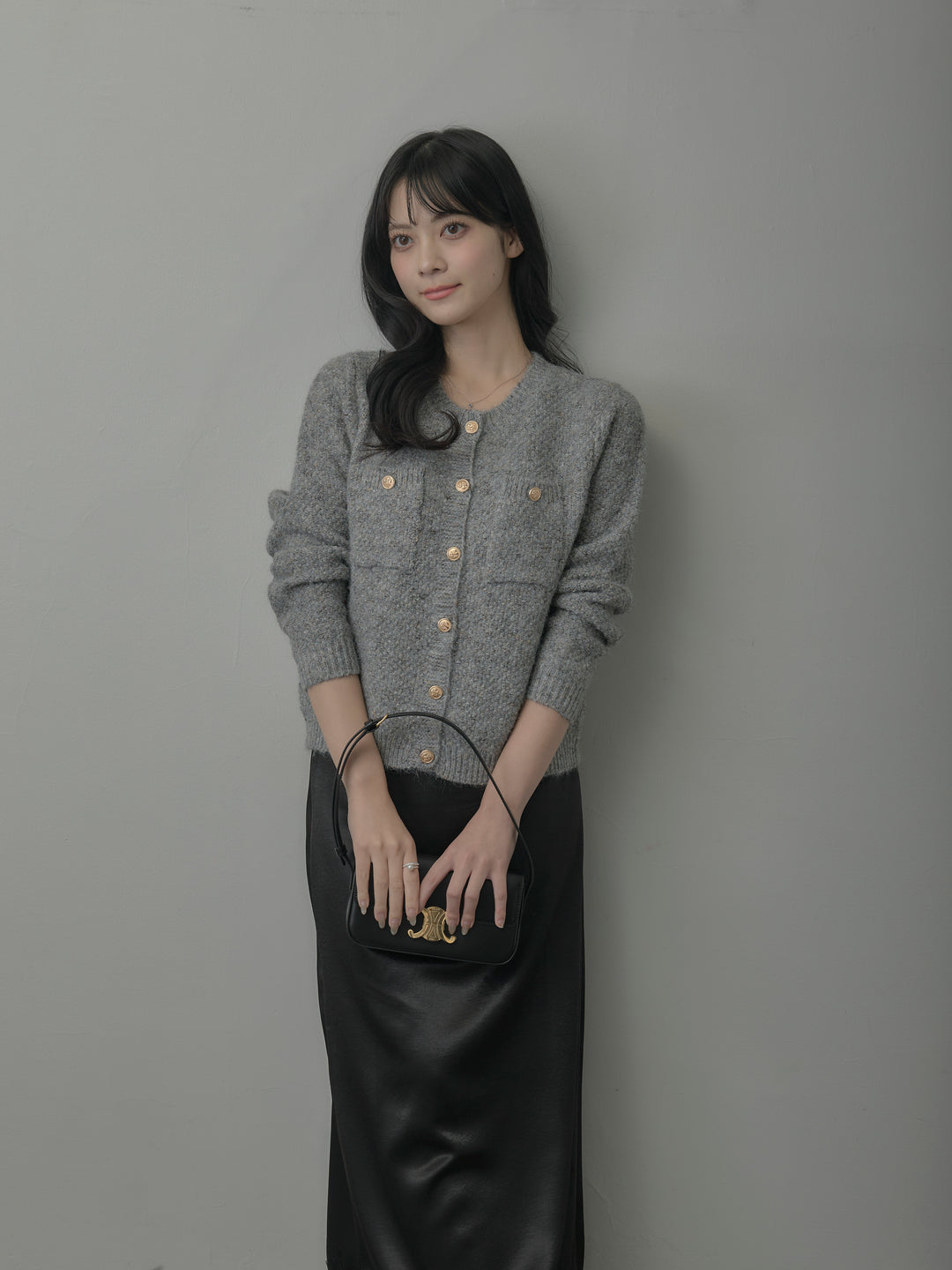 裾レースサテンスカート