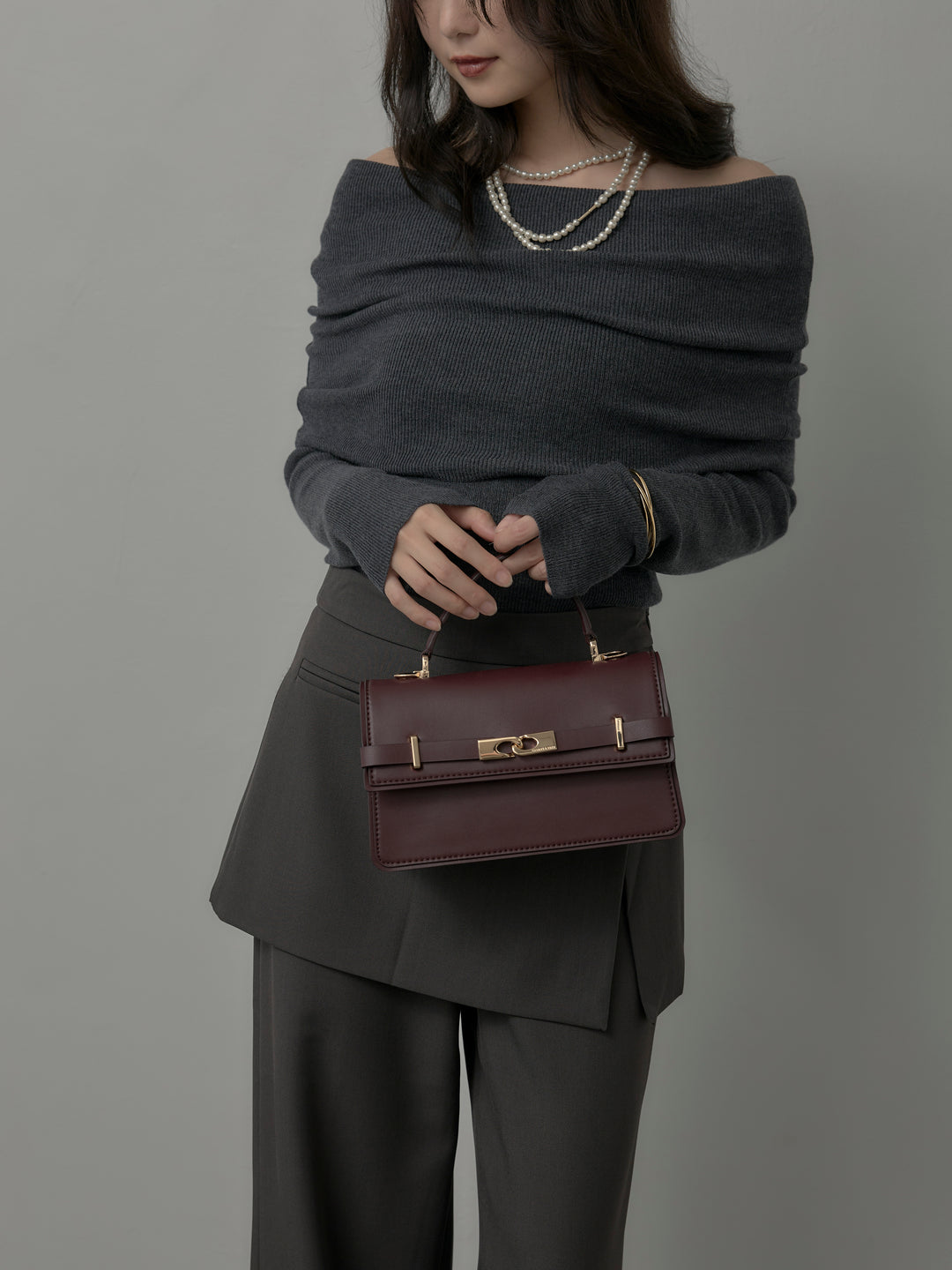 [予約]オフショルリブニットトップス