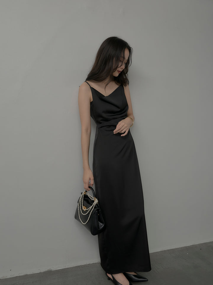 【Essential】サテンドレープキャミワンピ