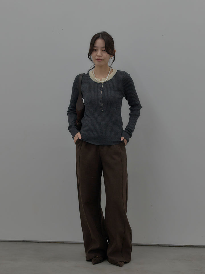 配色ケーブル編みニットトップス