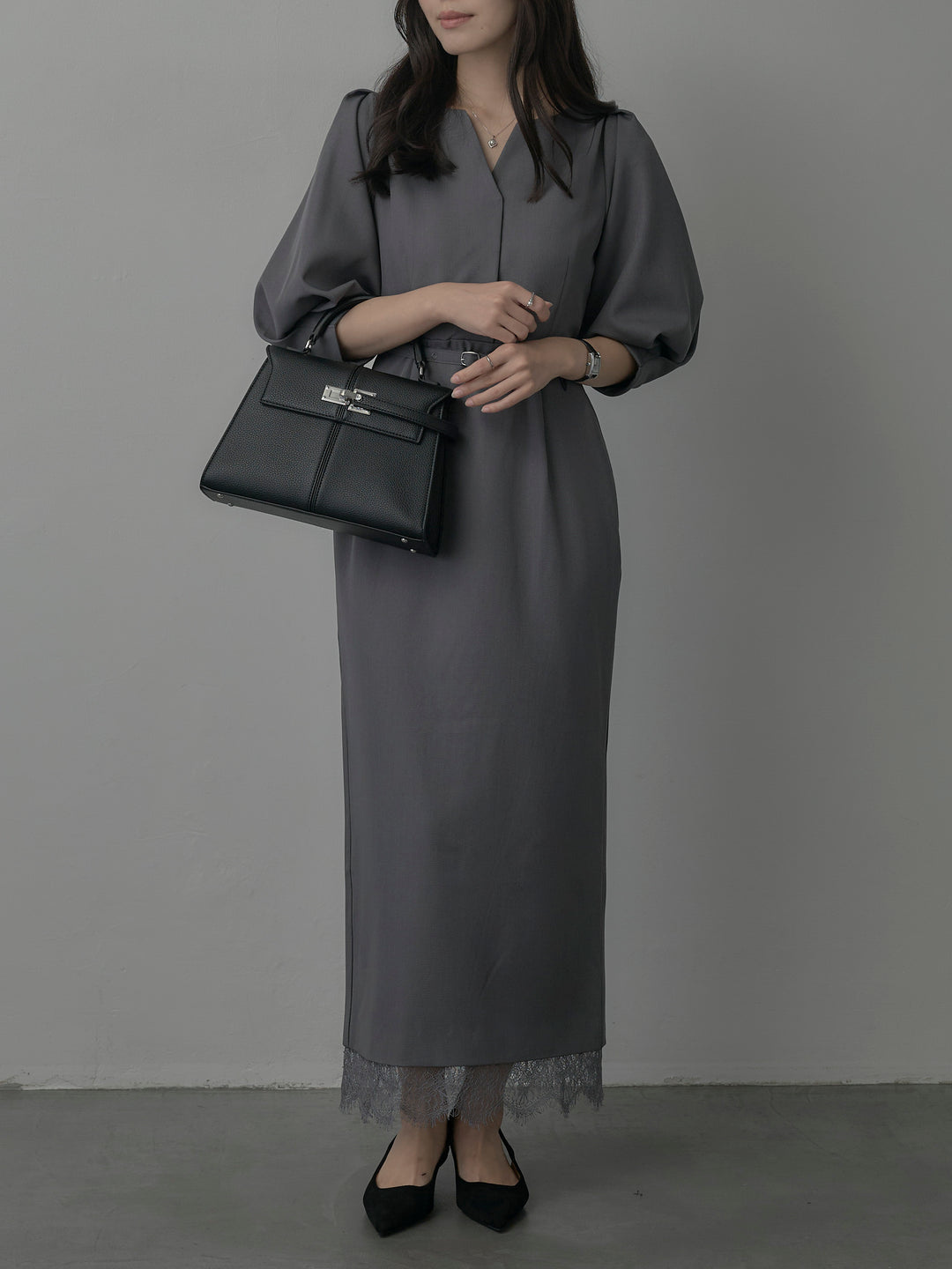 【Essential】裾レースパフスリーブワンピース