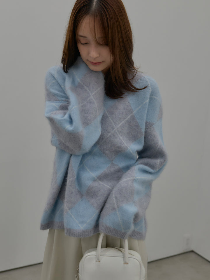 【premium touch】アーガイル柄ニットプルオーバー