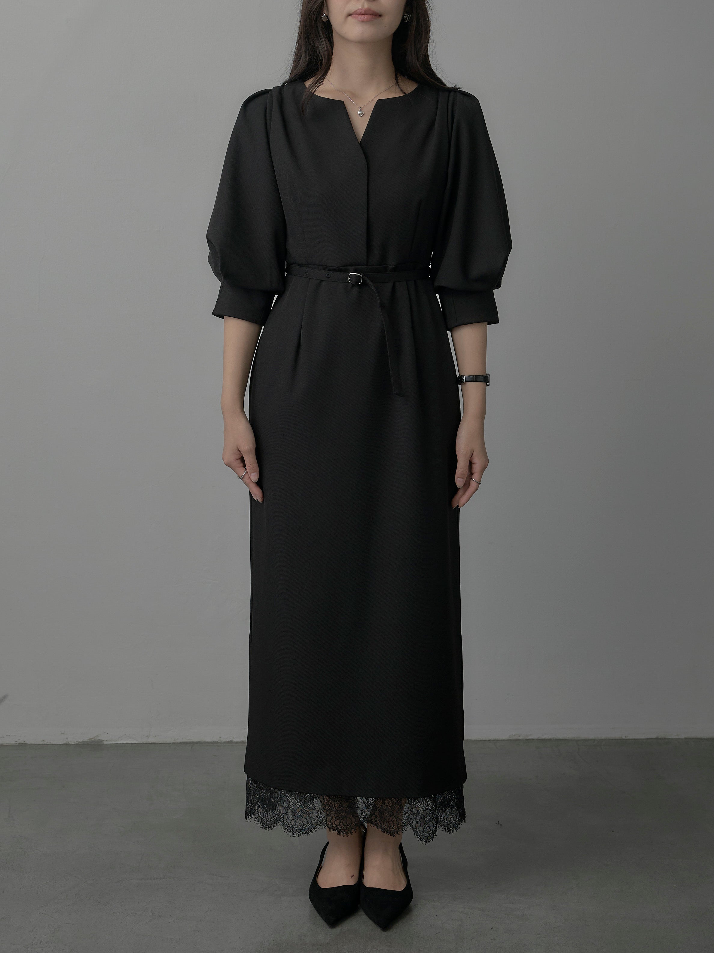 Essential】裾レースパフスリーブワンピース – nairo