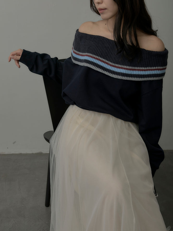 配色ボーダースウェットオフショルトップス