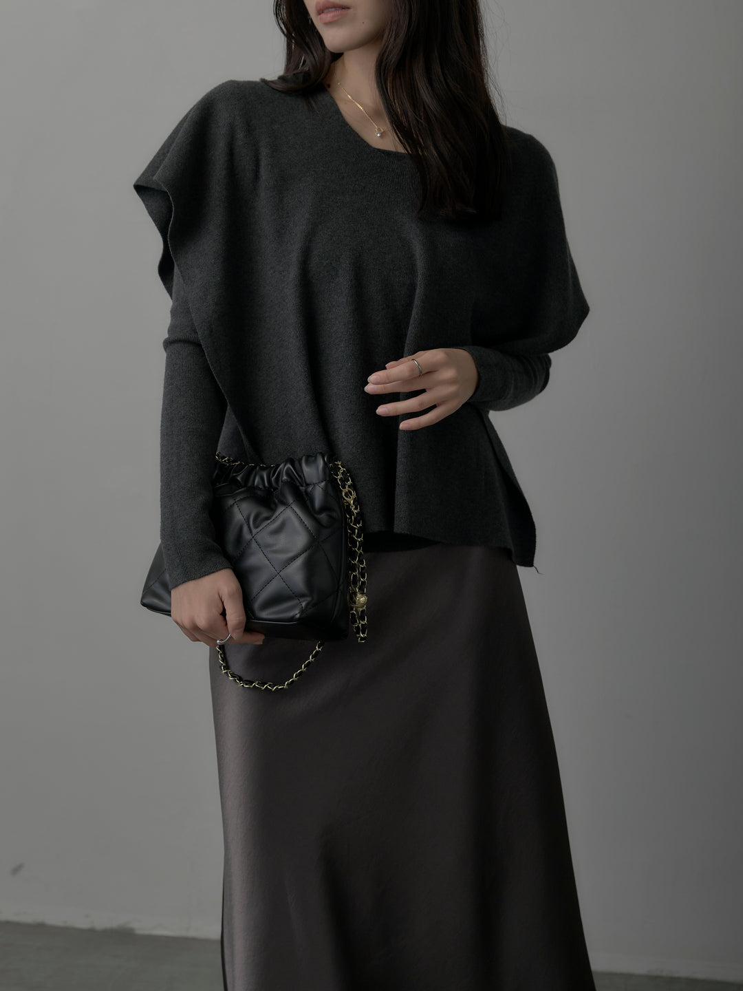 【SET】2wayリブニットポンチョトップス+ヘビーサテンAラインスカート(2set)