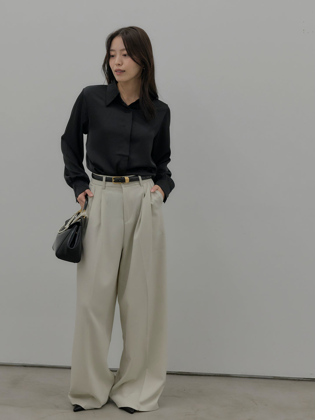 比翼仕立てサテンシャツ