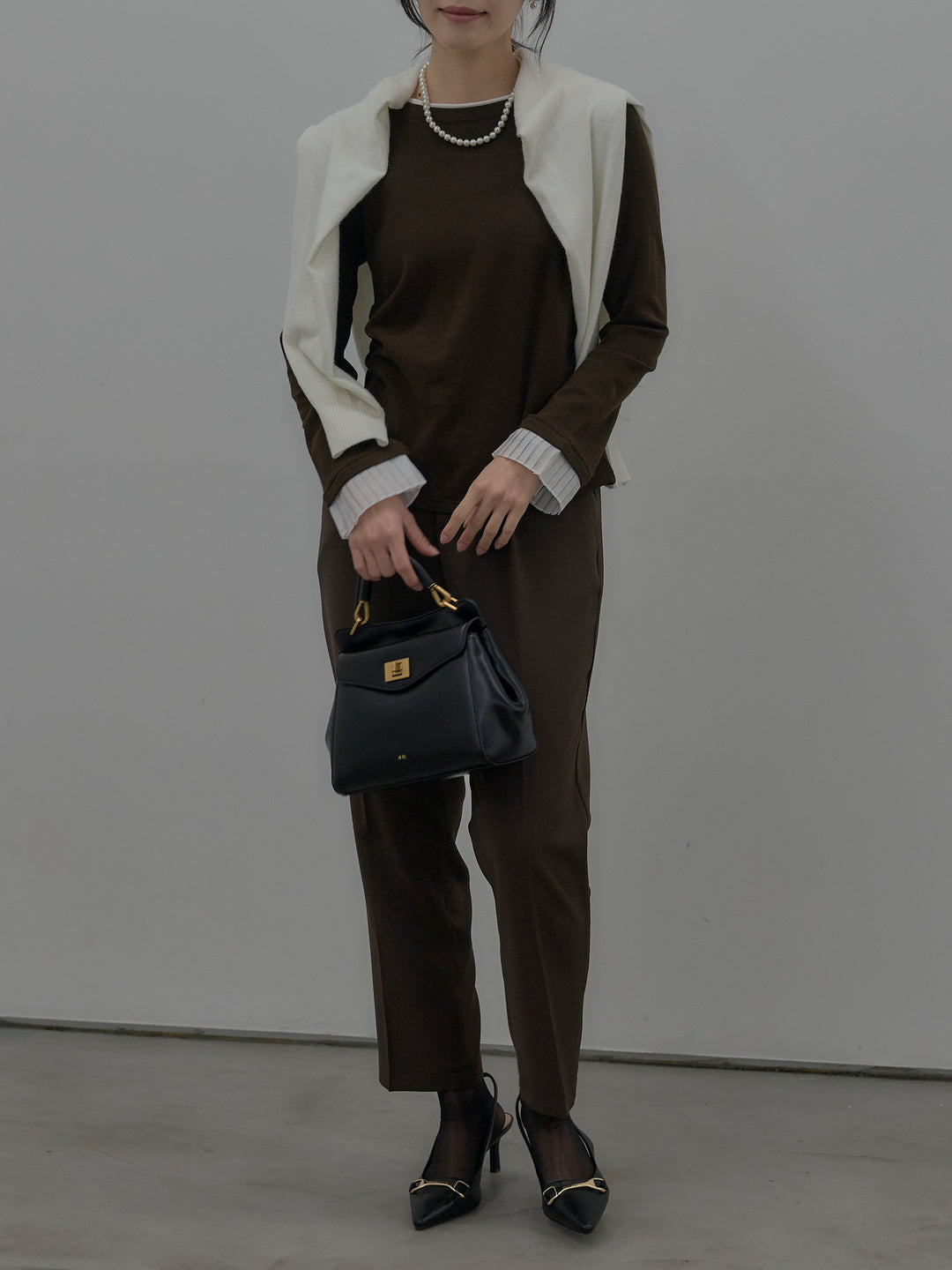 【SET】バイカラーデザインカフスストレッチトップス+ベーシックテーパードパンツ(2set)