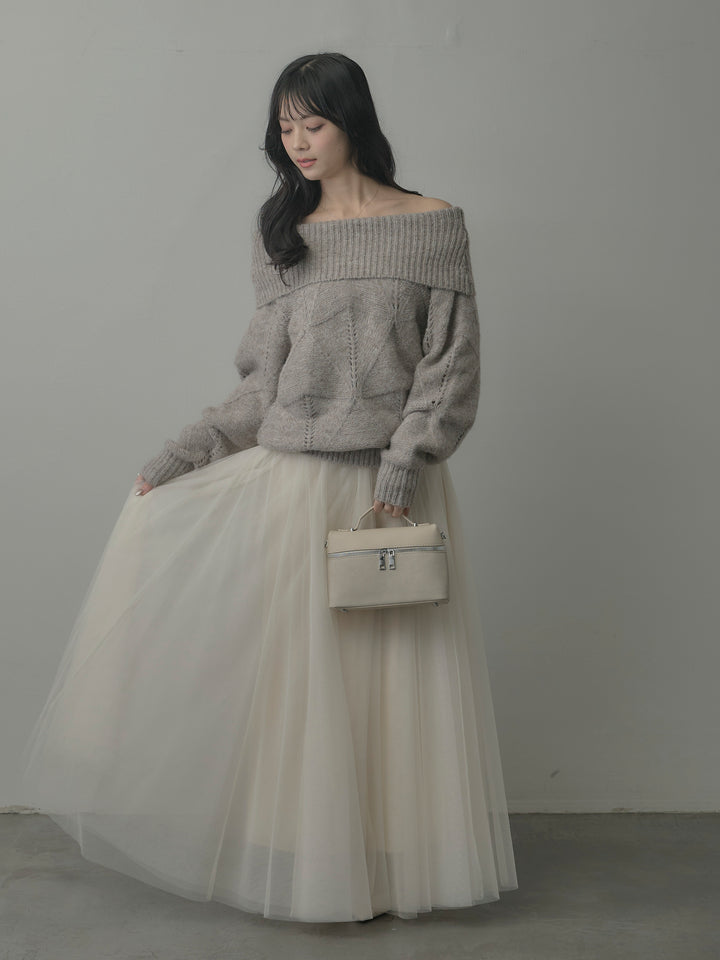 メランジニットオフショルトップス