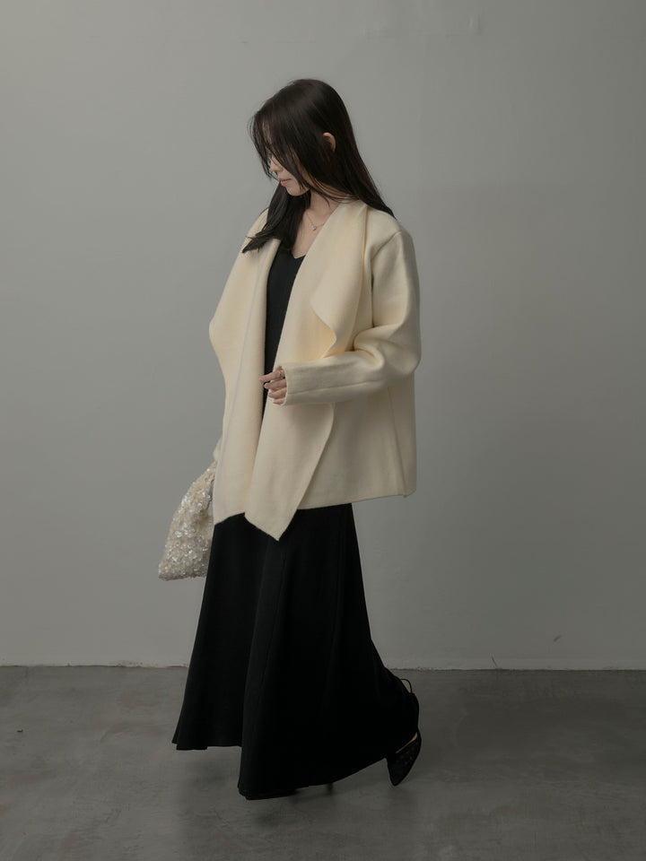 Vネックニットロングワンピース