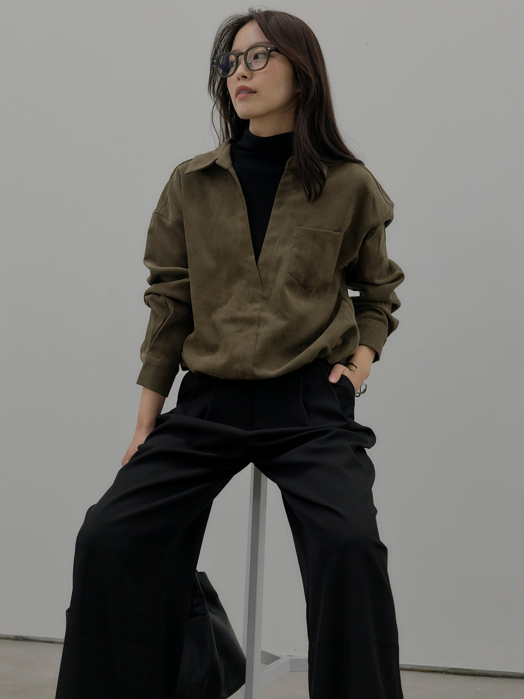 【SET】ドッキングデザイン裾ドロストスエードシャツ+デザインタックワイドパンツ(2set)