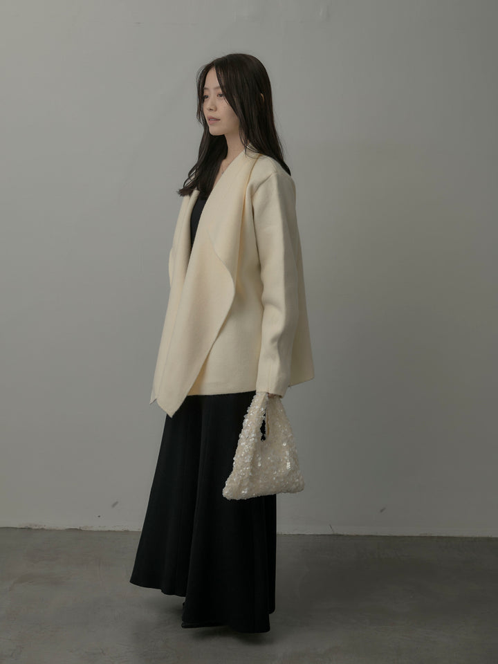 Vネックニットロングワンピース