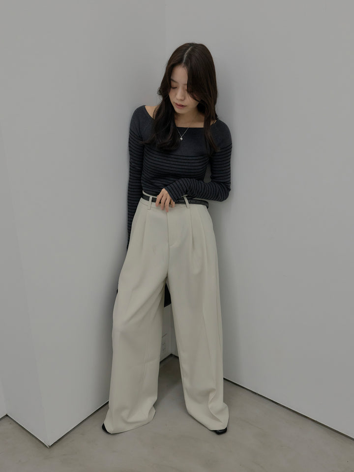 デザインタックワイドパンツ