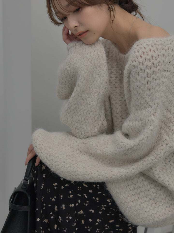 ラメ糸ローゲージ編みオーバーニットトップス