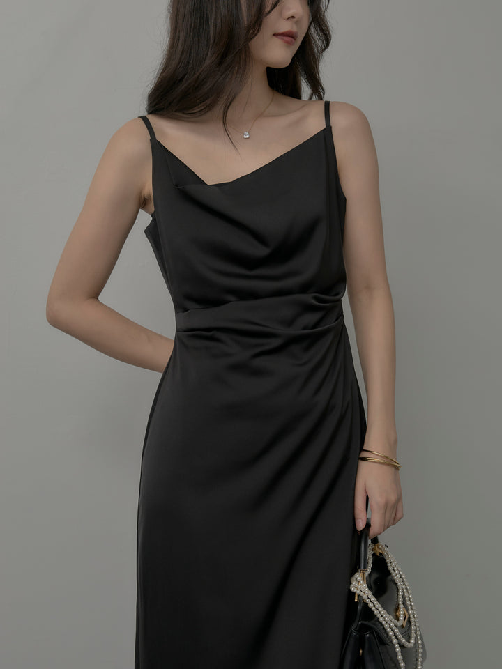 【Essential】サテンドレープキャミワンピ