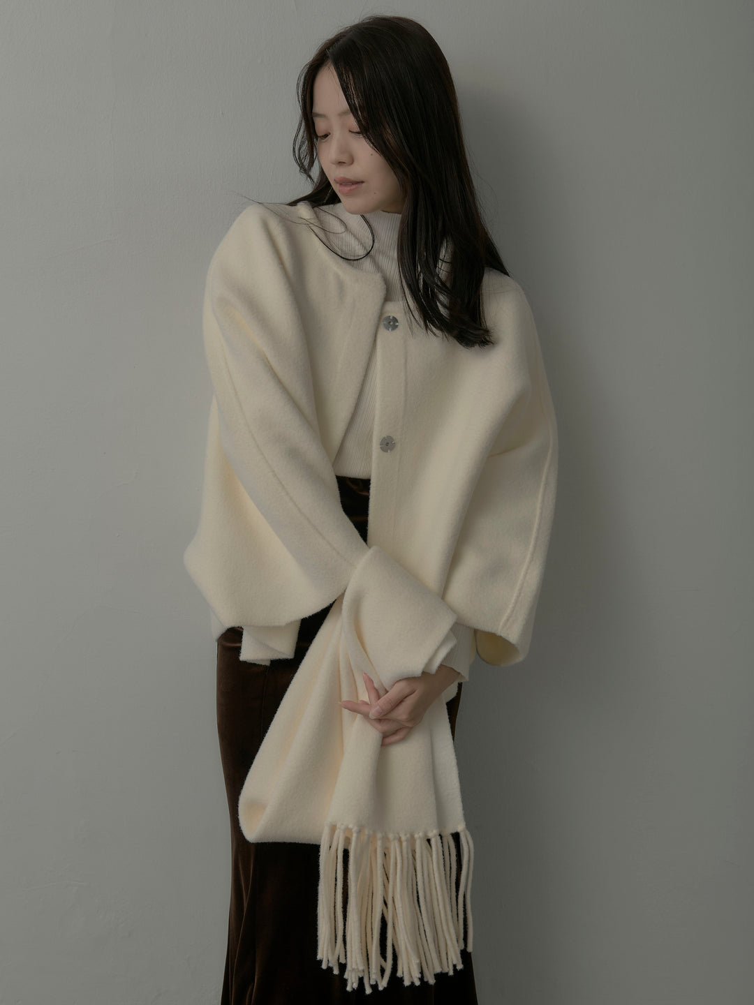 【SET】マフラー付き2WAYケープコート+リブニットタートルネック+ベロアマーメイドスカート(3set)